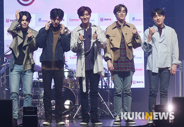 데이식스, 수즙게 드러내는 '비글미'