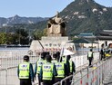 불법집회 없었던 광화문… 경찰, 차벽·검문소 순차해체