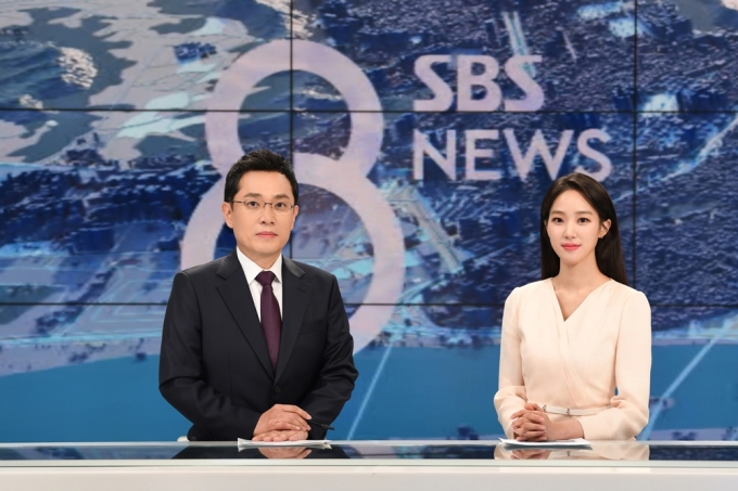 김용태 기자·주시은 아나운서, SBS 주말 ‘8뉴스’ 진행