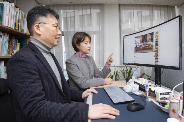  유튜브 속 탄산수 먹는 아기…장난일까, 아동학대일까