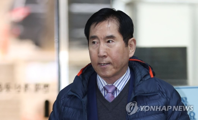 ‘건설업자 뇌물 혐의’ 조현오 전 경찰청장 징역 2년6개월 확정