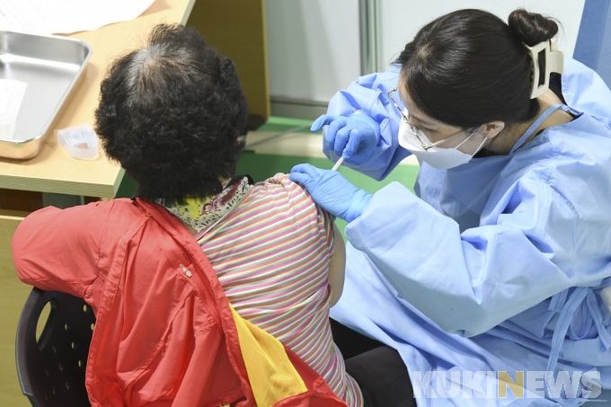 대전 중구, 코로나19 예방접종센터 15일부터 접종재개