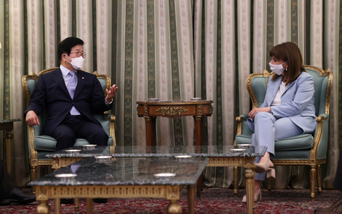 박병석 국회의장, 그리스 공식 방문… “윈-윈 협력 지속 기원”