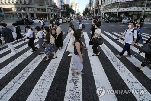 日, 코로나 확진 폭증…스가, '올림픽 중도취소 가능성' 부정