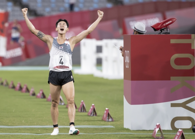 [올림픽] 전웅태, 한국 올림픽 역사 새로 썼다…근대 5종 동메달