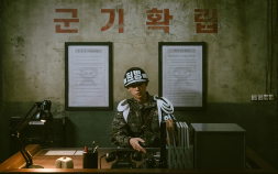 2014년과 2021년… 군에선 무슨 일이 일어났나 [‘D.P.’ 현실의 날③]