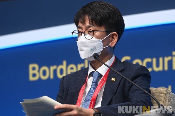[쿠키포토] 국제 안보협력방안 논의 '2021 서울안보대화 개최'