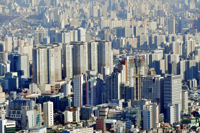 2030 내집마련 ‘빚‧부모 찬스’ 의존…위화감·깡통전세 우려