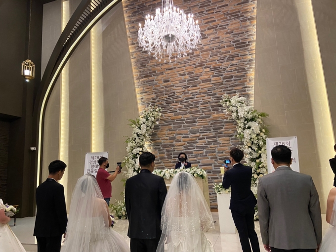 ‘장애를 넘어 사랑으로 하나되다!’..경북도 장애인합동결혼식 개최