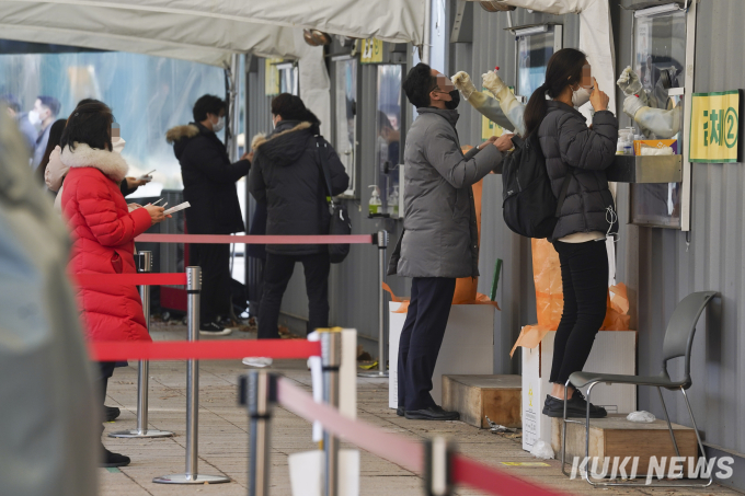 “오미크론 대응체계, 빠르면 이달 말 전국으로 확대”