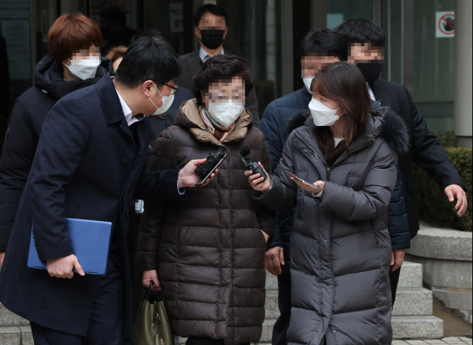 윤석열 장모 2심서 무죄…법원 “병원 운영, 입증 안돼”