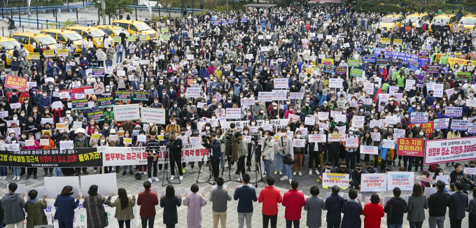 ‘아동 성폭행범’ 김근식, 출소 하루 전 재수감