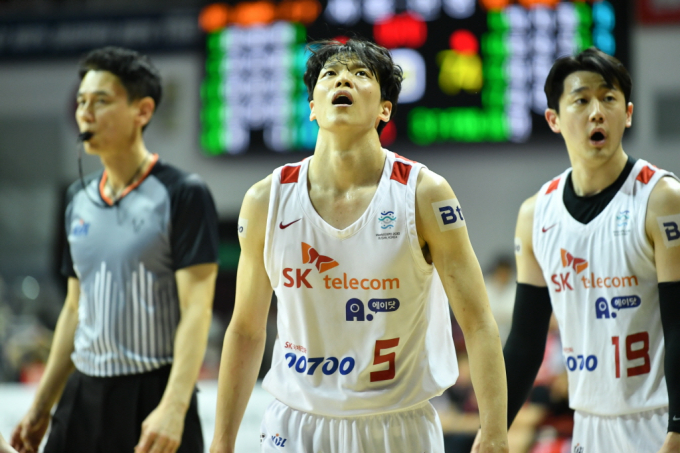 14년 만에 열린 최종전서 연장전까지…이런 명승부를 다시 볼 수 있을까 [KBL]