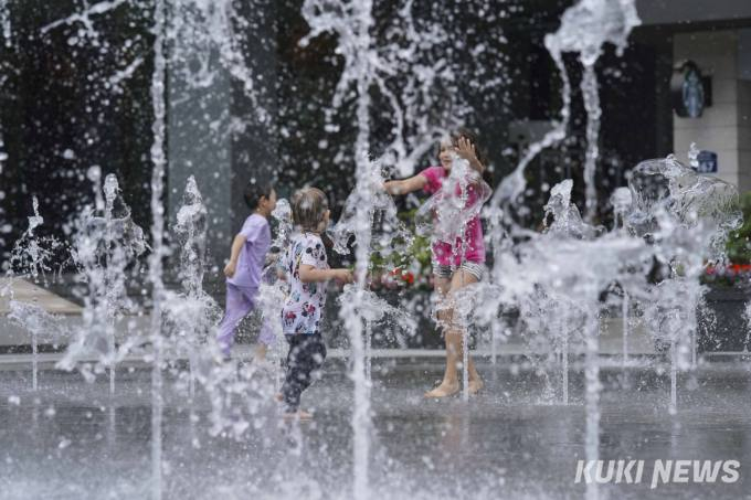 ‘중복’ 낮 최고 34도…제주 열대야