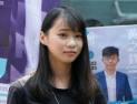 ‘조건부 출국’ 홍콩 민주화 운동가 “돌아가지 않겠다” 선언