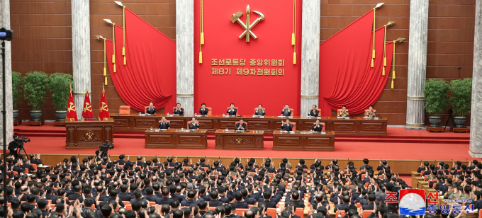 與 “김정은 ‘도발적 망언’ 멈추고 평화 구축 해야”