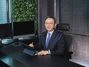 상생금융 강조한 정상혁 신한은행장 “정말 열심히 하고 있다”