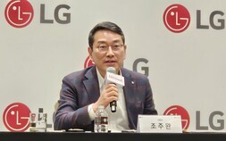조주완 “한계 돌파해 2030 비전 가속화…올해 10조 투입” [CES 2024]