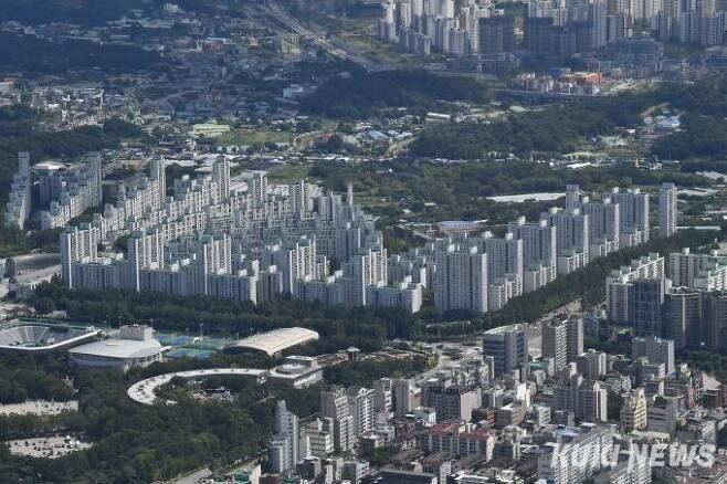 전국 주택보급률 3년 연속 하락…서울은 13년만 최저