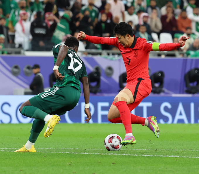 대한민국 0-0 사우디…전반 종료 [아시안컵]