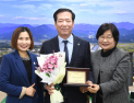 구인모 거창군수, 한국문해교육협회 ‘문해교육상’ 수상