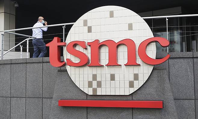 대만 강진에 실종자 수색·구조 난항…TSMC “설비 대부분 복구”