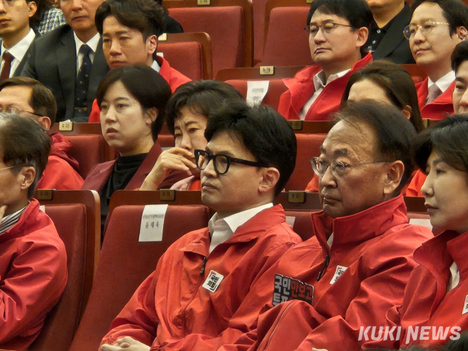 범야권 압승 예상, 표정 굳은 국민의힘 [쿡 정치포토]