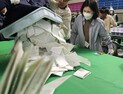 [포토] 강원지역 투표함 개봉