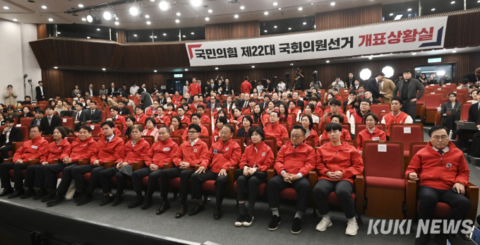 국힘 차기 당권에도 尹심?…“친윤계 대거 입성”