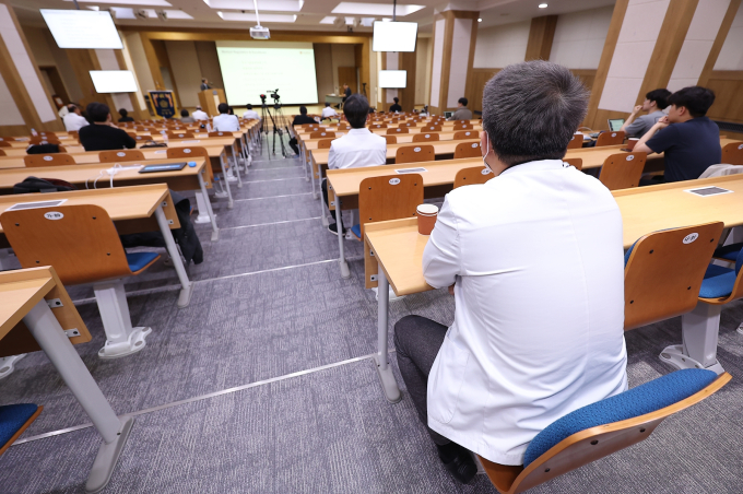 상급종합병원 전문병원화…“작은 병원부터 망해나간다”