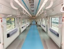서울지하철 7호선, 오늘부터 ‘의자 없는 열차’ 시범 운행  