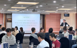 뱀의 해 온다…2025년 새 트렌드는 ‘아보하’ [가봤더니]