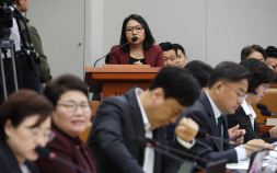 “귓속말 작전 vs 발언 기회 보장” 운영위 국감, 변호인 조력 범위 두고 고성 [2024 국감]