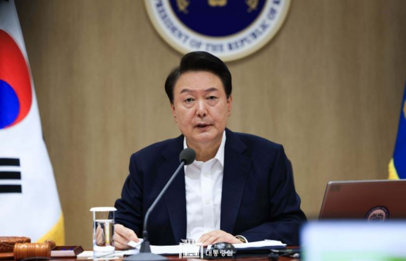 <b>윤석열</b> 대통령 <b>지지율</b> 30%대…회복 이유는