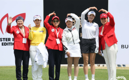 전설과 함께 출발한 KLPGA 챔피언십…역대 우승자가 직접 출전 선수 소개