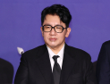 경찰, 하이브 본사 등 압수수색…방시혁 '부정거래' 강제수사