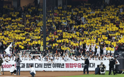 ‘실패’를 말하던 감독, 다시 정상에 섰다…염경엽과 LG의 재도약기