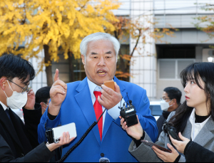 ‘서부지법 사태 배후 의혹’ 전광훈 목사 경찰 출석