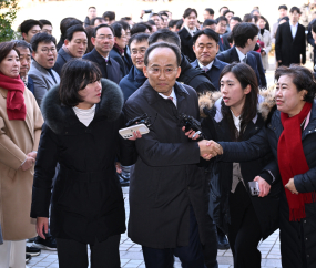추경호 영장심사 출석…법원 앞 국힘 의원들 ‘기각 압박’ [쿠키포토]