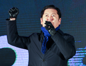 정청래 “내란과의 전쟁 계속…내란전담재판부 도입해 국민과 승리할 것”
