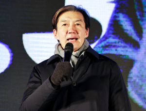 조국 “윤석열 일당 복귀 노려…내란 세력 완전 격퇴 위해 싸울 것”