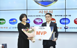 ‘감독 겸 선수’ 최명훈, ‘바둑 국보’ 이창호 넘고 레전드리그 2관왕 등극