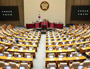 내란전담재판부법 오늘 국회 본회의 상정…여야 필리버스터 대치 예고