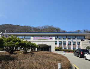 정부의 대학간 통폐합 시한 앞두고 ‘강경모드’ 취한 공주시