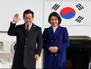 李대통령, 중국 국빈 방문 돌입…동포 간담회로 일정 시작