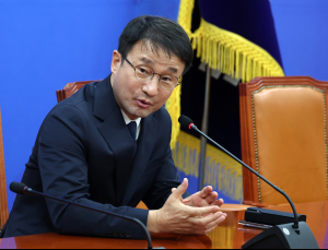與 한병도 원내대표 “‘공천헌금’ 김병기 징계, 오늘 중 결론날 것”