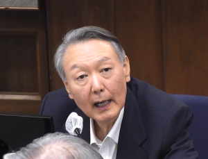 남아 있는 尹 재판 산적…지연술·방어권 보장 시험대