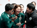 ‘당구 여제’ 김가영의 하나카드, PO 1차전서 웰컴저축은행 제압 [PBA]