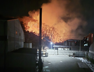 전국 덮친 겨울 산불… 경북 봉화군 산불진화, 헬기 11대 긴급 투입