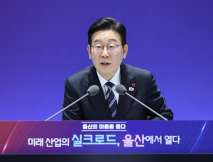 李대통령 “코스피 5000 돌파, 기업 제대로 평가받으면 국민 재산도 늘어나”